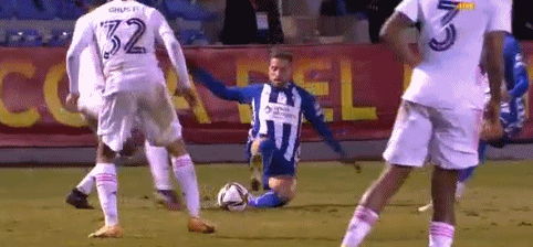 2018 赛季：MLB 宣布与 YouTube 签署部分场次的独家全球转播权