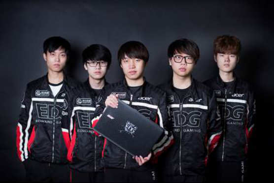 IG官方：下路选手Photic正式加入队伍